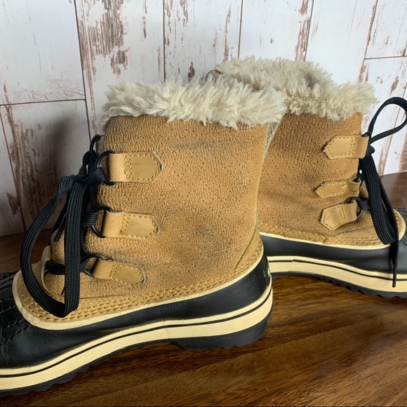 Sorel Leather Boots Waterproof Faux Fur Sz 6 - Picture 5 of 7